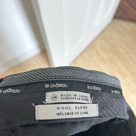 Le Chateau Mens suit jacket, vest and pants - Picture 5 of 7